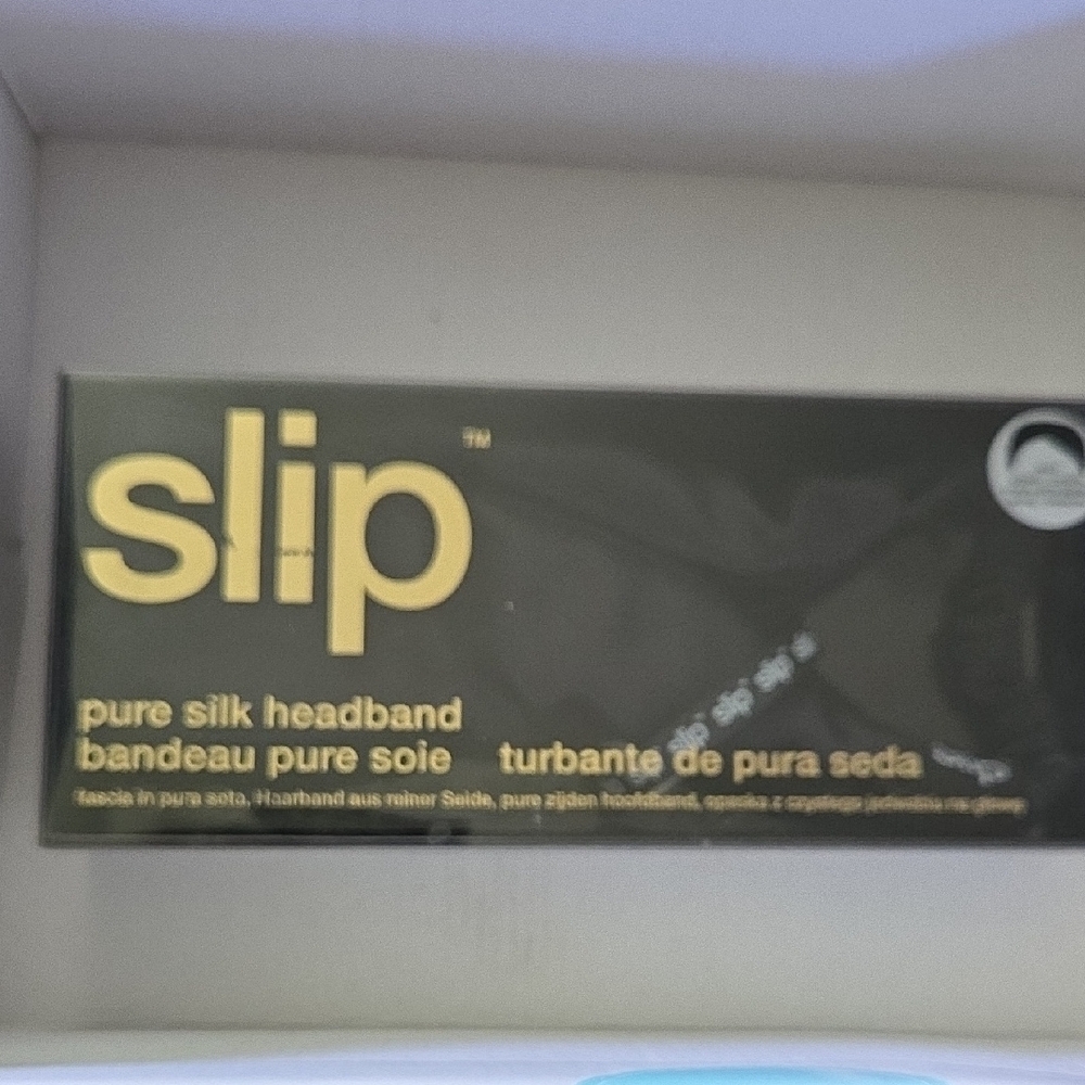Slip Silk Headband in Black